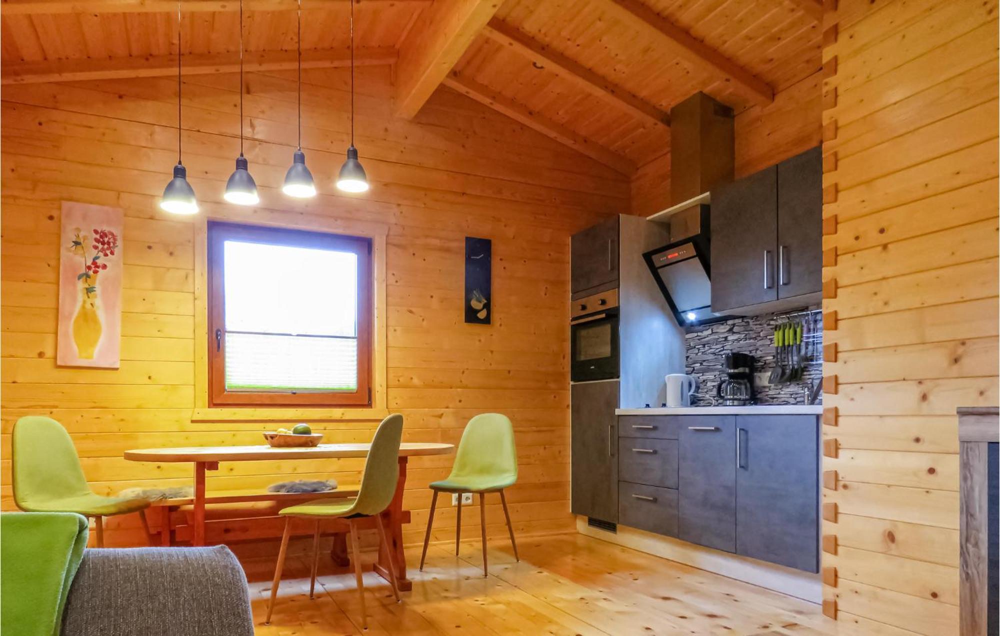 Lovely Home In Merzalben With Wifi 外观 照片